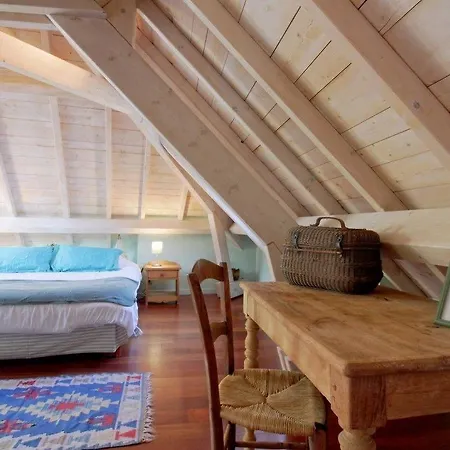 게스트하우스 L'auberge Du Mont De Gez