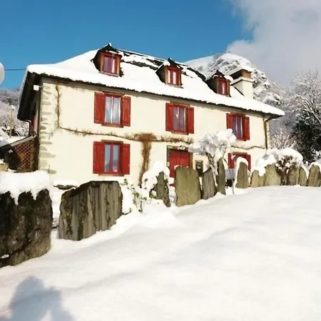 L'auberge Du Mont De Gez Konukevi