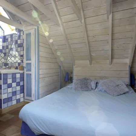 L'auberge Du Mont De Gez Konukevi *